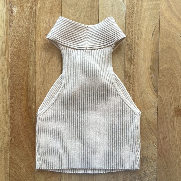 Pale pink crop top - Picture 2 of 6